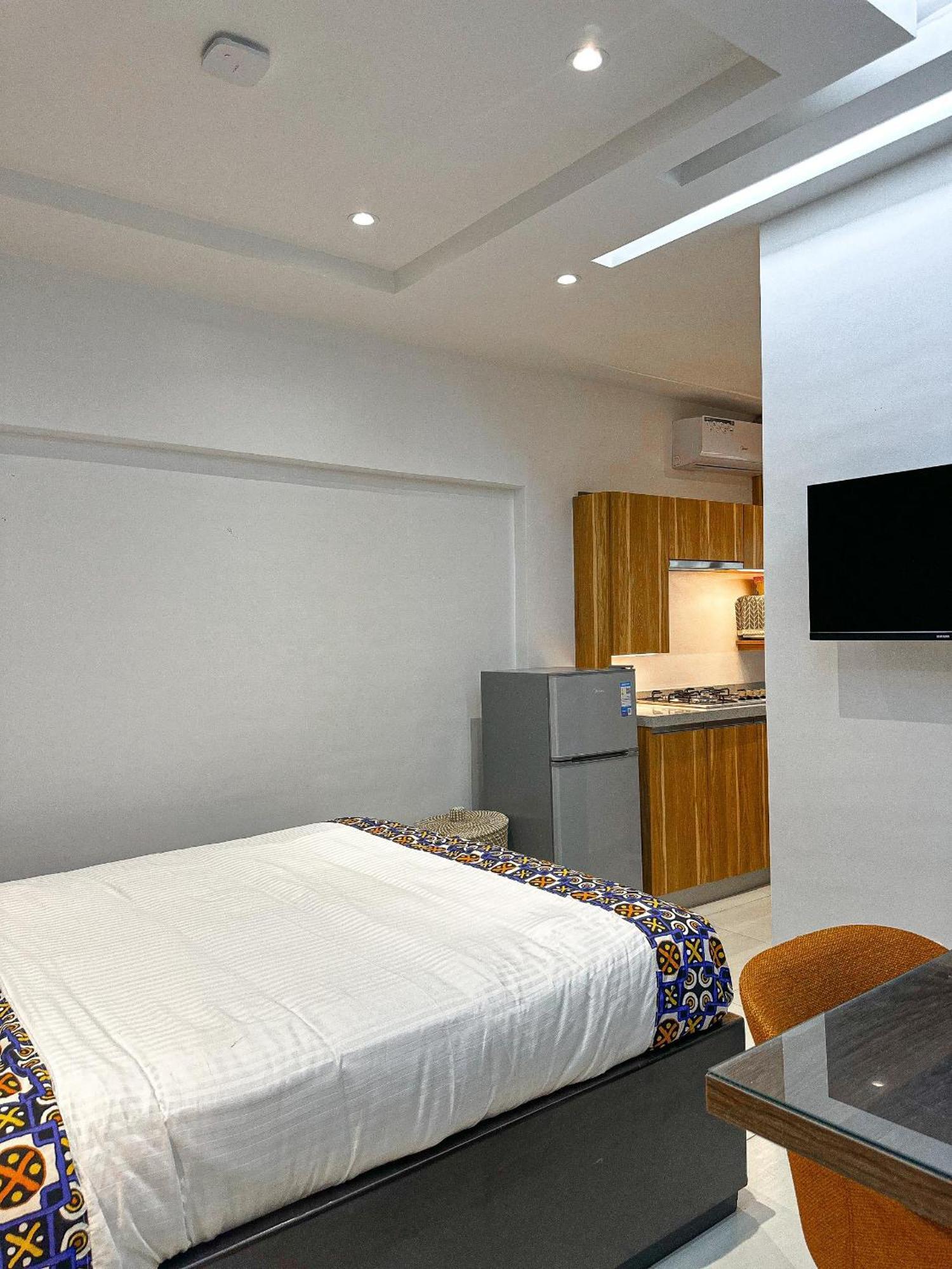 كوتونو Klik Klak Appart Hotel المظهر الخارجي الصورة