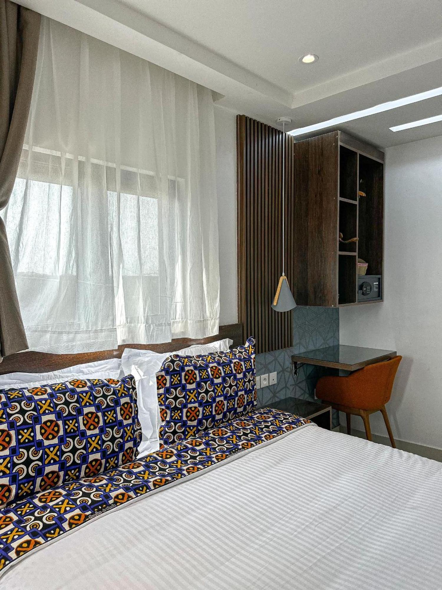 كوتونو Klik Klak Appart Hotel المظهر الخارجي الصورة