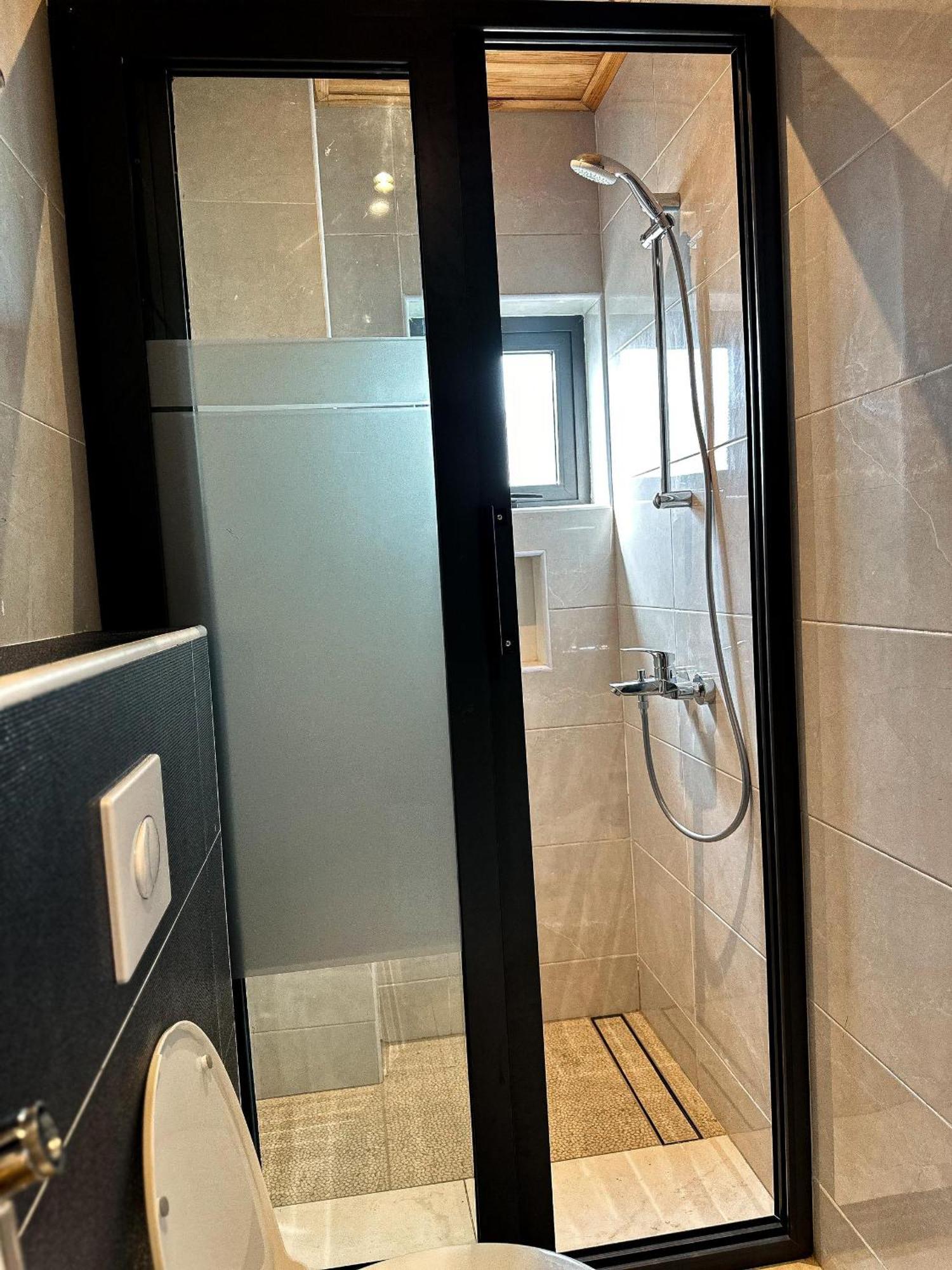 كوتونو Klik Klak Appart Hotel المظهر الخارجي الصورة